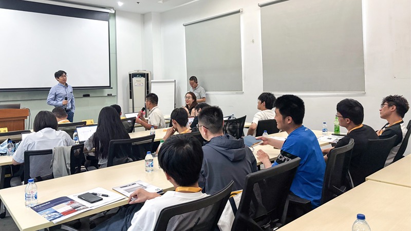 汽車材料耐候老化與光照測試技術(shù)培訓(xùn)現(xiàn)場照片1